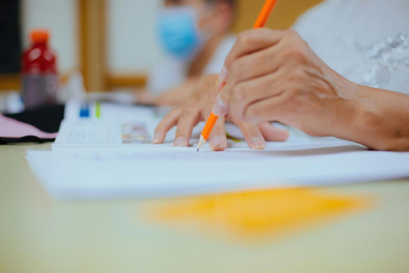 Espacio de trabajo organizado para el aprendizaje remoto de finanzas